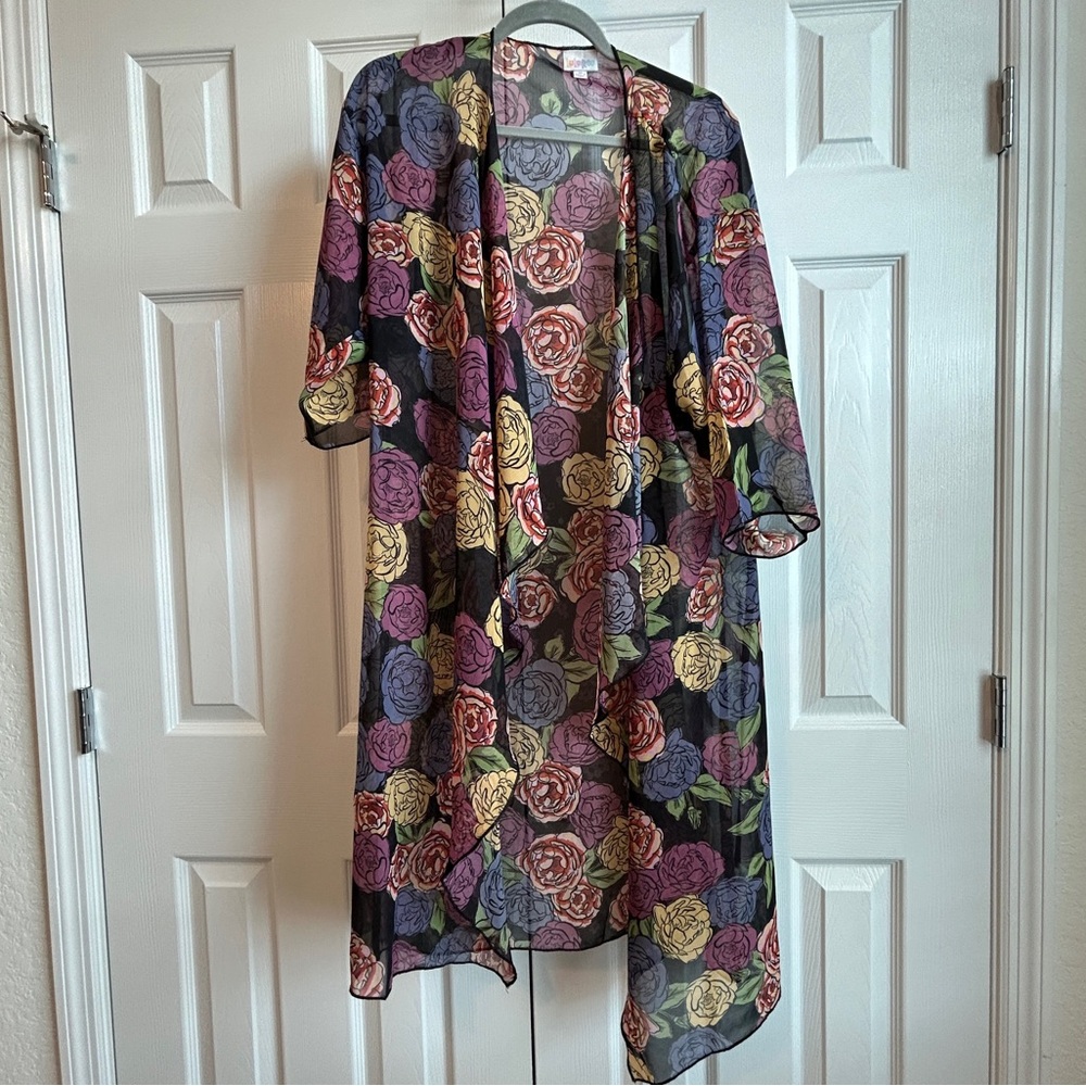 Beautiful lightweight chrysanthemum Shirley kimono